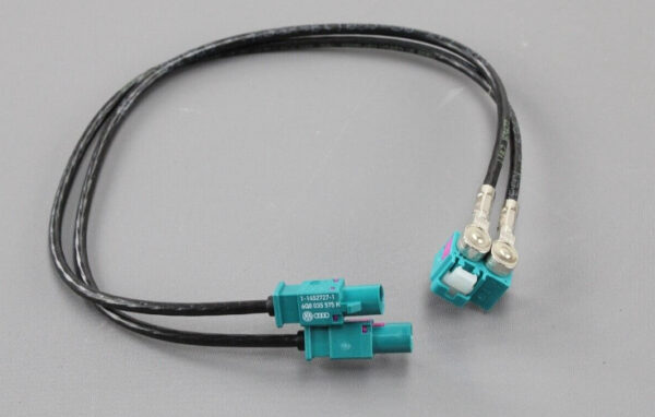 000098713A - VOLKSWAGEN CRAFTER SY Dual Adapter Antenna Cable 000098713A NEW Original