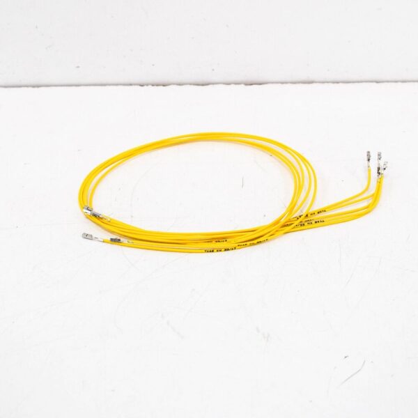 000979009EA - NEW VOLKSWAGEN GOLF MK5 CONNECTOR X5 REPAIR WIRE SET YELLOW 000979009EA ORIGINAL