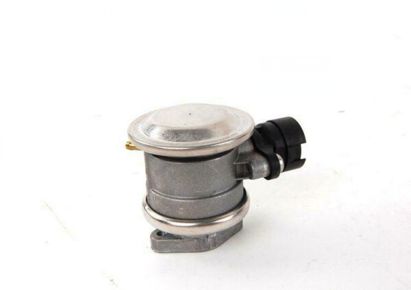 022131101F - NEW VOLKSWAGEN BEETLE 9C SECONDARY AIR VALVE 022131101F ORIGINAL