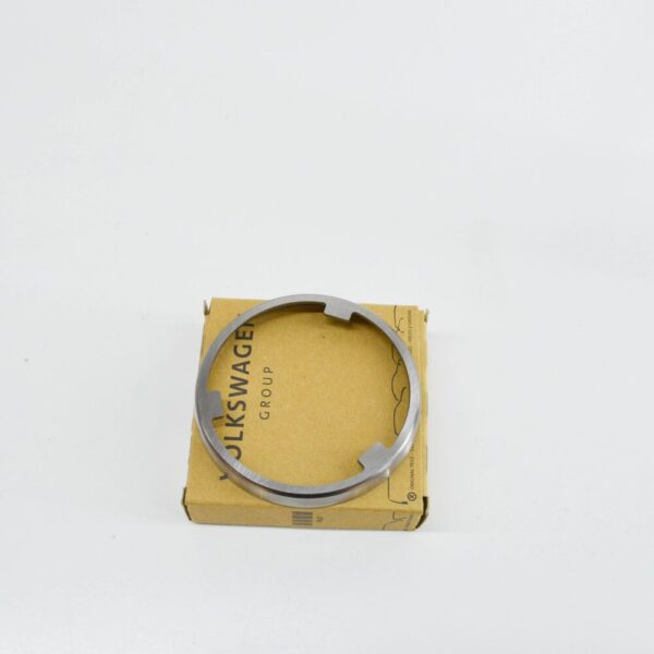 02F311279 - NEW VW TIGUAN 5N MK1 OUTER 1ST/2ND GEAR SYNCHRONIZER RING 02F311279 ORIGINAL
