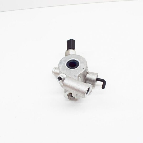 02J301231B - NEW VOLKSWAGEN BEETLE 9C SHIFT ROD SELECTOR HOUSING 02J301231B ORIGINAL