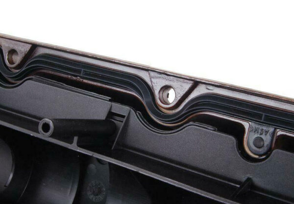 038103469E - Volkswagen BEETLE 9C cylinder head hood 038103469E NEW REAL