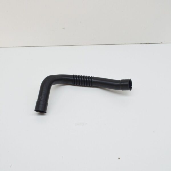 038103493AK - NEW VW GOLF V 1K MK5 BREATHER VENT TUBE 038103493AK