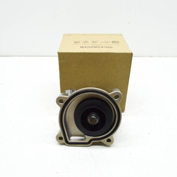 03C121008J - Volkswagen Jetta MK6 Engine Water Coolant Pump 03C121008J NEW REAL