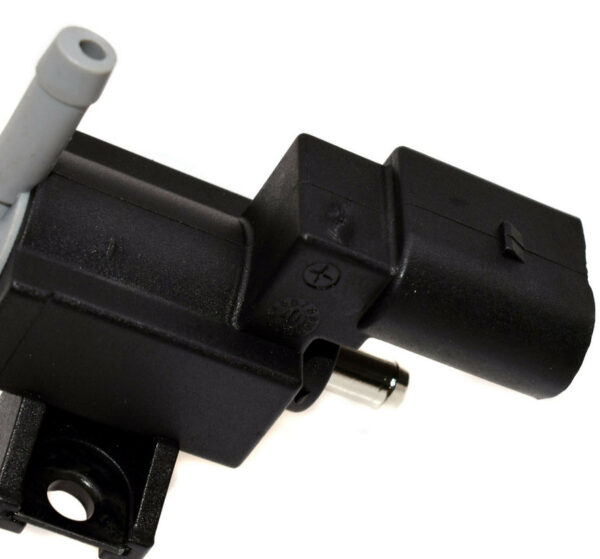 03C906283B - NEW VOLKSWAGEN BEETLE A5 SOLENOID VALVE 03C906283B ORIGINAL