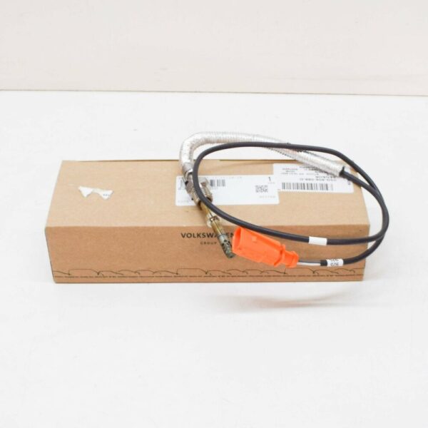 03G906088D - NEW VOLKSWAGEN GOLF MK5 TEMPERATURE EXHAUST SENSOR 03G906088D 2.0 TDI