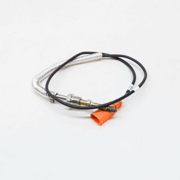 03G906088D - NEW VOLKSWAGEN GOLF MK5 TEMPERATURE EXHAUST SENSOR 03G906088D 2.0 TDI