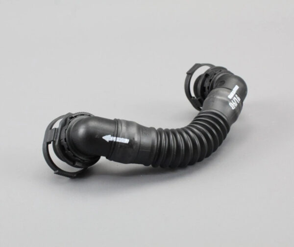 03P103493A - NEW VW POLO 6R, 6C BREATHER HOSE 03P103493A ORIGINAL