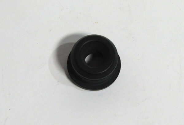 04B103631 - NEW VW TRANSPORTER VI T6 CYLINDER HEAD COVER GROMMET 04B103631 GENUINE