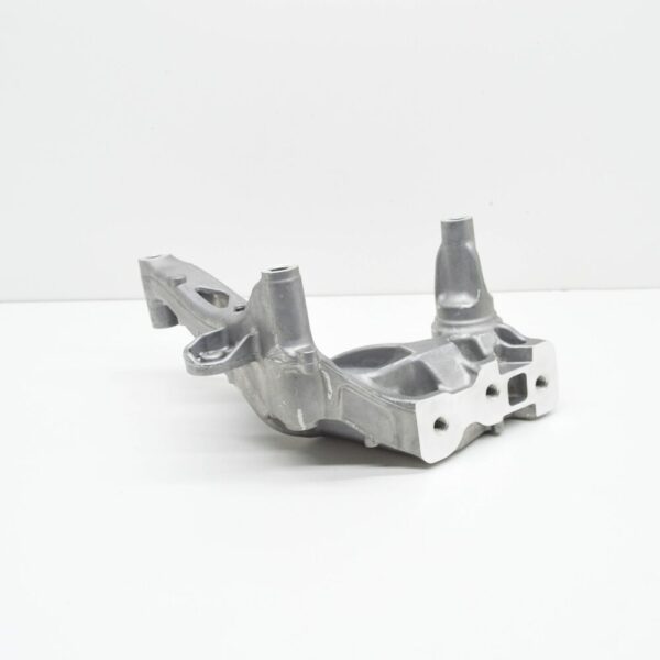 04L199207G - NEW VOLKSWAGEN CRAFTER FURGON SY ENGINE BRACKET RIGHT SIDE 04L199207G