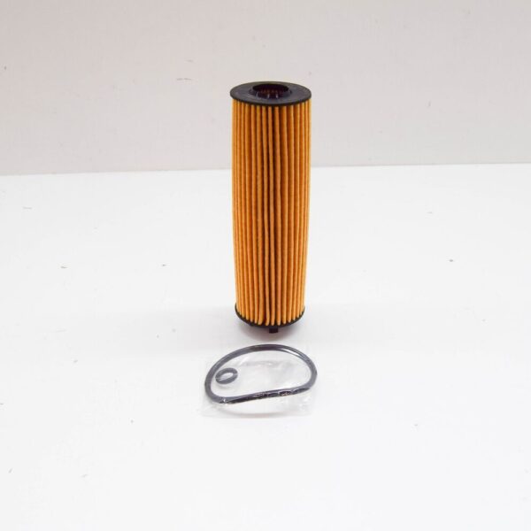 05L115562A - VW Arteon Oil Filter Element With Gasket 05L115562A NEW GENUINE