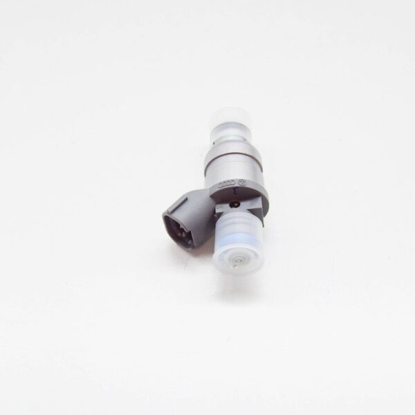 06A906031CT - VOLKSWAGEN CADDY 2K MK3 FUEL INJECTOR 06A906031CT NEW GENUINE