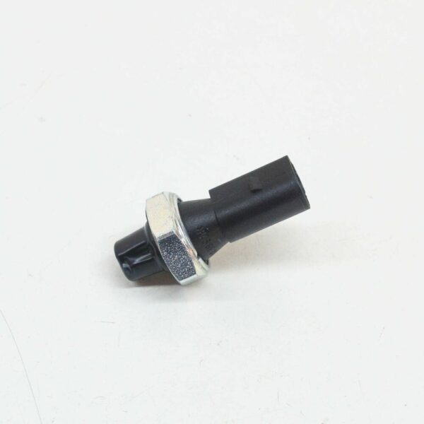 06A919081J - NEW VOLKSWAGEN EOS OIL PRESSURE SWITCH SENSOR 06A919081J 20TFSI ORIGINAL