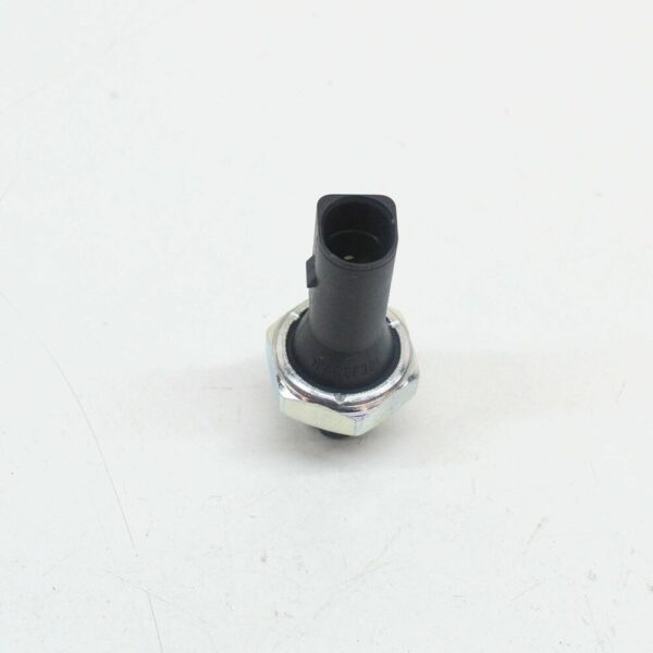 06A919081J - NEW VOLKSWAGEN EOS OIL PRESSURE SWITCH SENSOR 06A919081J 20TFSI ORIGINAL