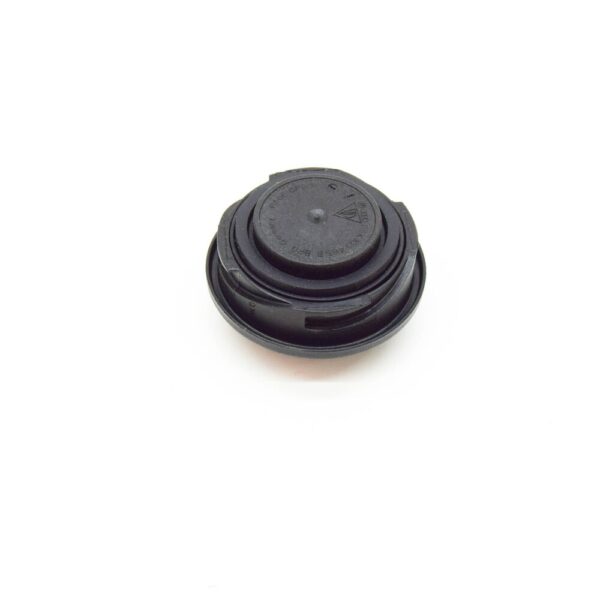 06K103485B - NEW VOLKSWAGEN AMAROK 2H OIL FILLER END CAP 06K103485B ORIGINAL