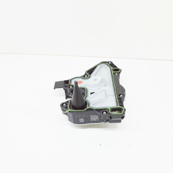 06K103495BL - NEW VOLKSWAGEN GOLF MK7 OIL SEPARATOR 06K103495BL