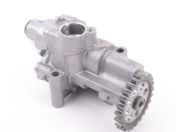 07K115105AC - NEW VOLKSWAGEN BEETLE A5 ENGINE OIL PUMP 07K115105AC ORIGINAL