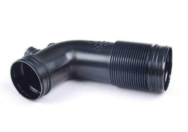 07K129684B - NEW VOLKSWAGEN BEETLE A5 AIR INTAKE CONNECTION PIPE 07K129684B