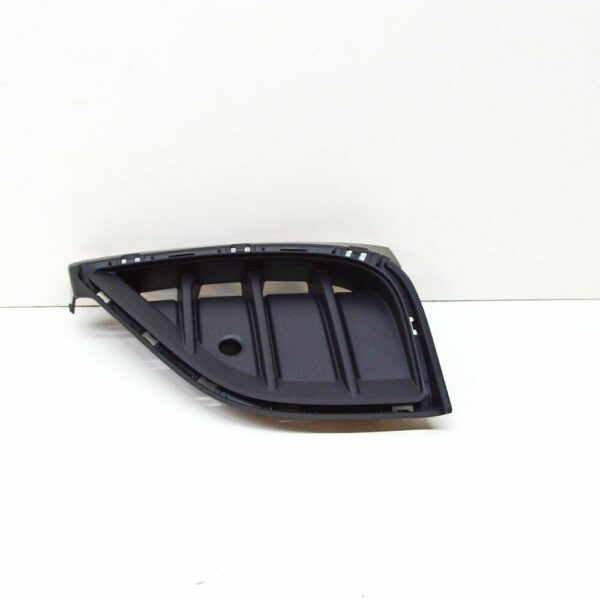 11A8077649B9 - NEW VOLKSWAGEN ID.4 FRONT RIGHT BUMPER GRILLE COVER 11A8077649B9