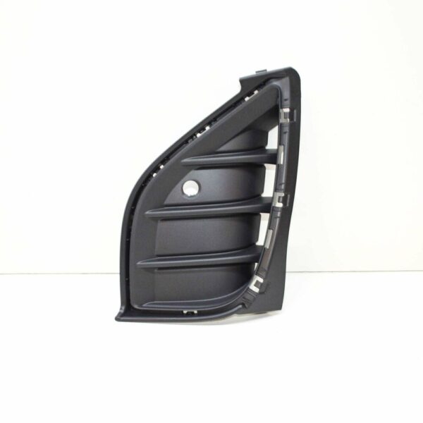 11A8077649B9 - NEW VOLKSWAGEN ID.4 FRONT RIGHT BUMPER GRILLE COVER 11A8077649B9