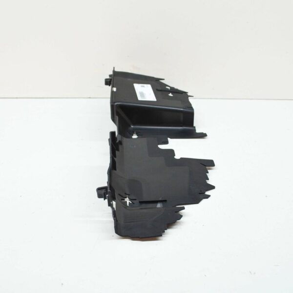 12E121284F - NEW VOLKSWAGEN E-UP BL RIGHT RADIATOR AIR GUIDE 12E121284F ORIGINAL