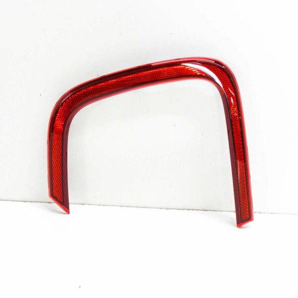 12E945105A - NEW VOLKSWAGEN UP REAR LIGHT REFLECTOR LEFT 12E945105A