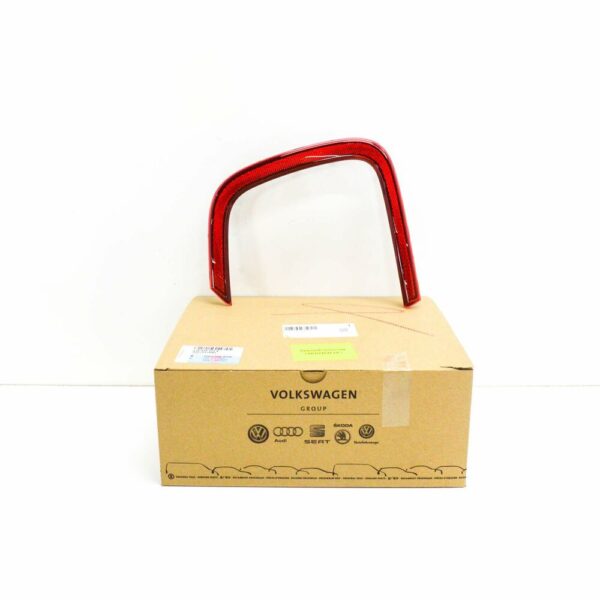 12E945105A - NEW VOLKSWAGEN UP REAR LIGHT REFLECTOR LEFT 12E945105A