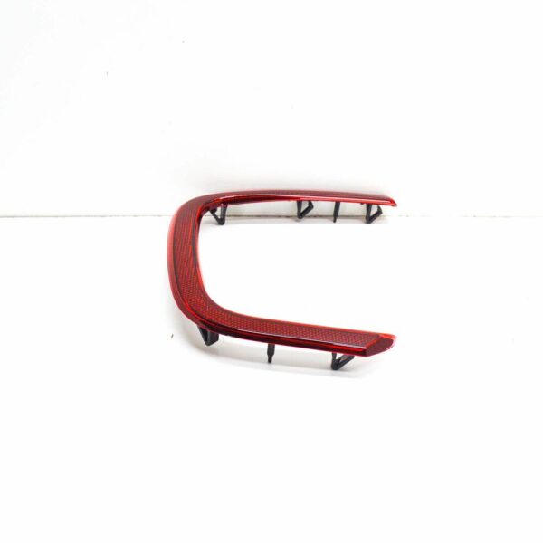 12E945105A - NEW VOLKSWAGEN UP REAR LIGHT REFLECTOR LEFT 12E945105A