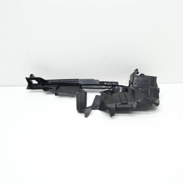 17A121284K - NEW VOLKSWAGEN JETTA MK7 A7 RIGHT RADIATOR AIR GUIDE 17A121284K ORIGINAL