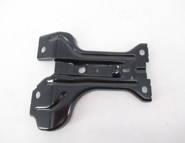 17A805567 - NEW VOLKSWAGEN JETTA MK7 FRONT HOOD UPPER LOCK SUPPORT 17A805567 ORIGINAL