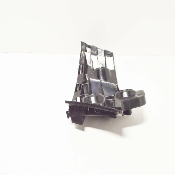 17A807453 - NEW VOLKSWAGEN JETTA A7 REAR LEFT BUMPER BRACKET 17A807453