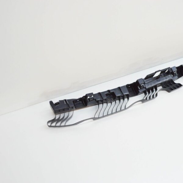 17A807863 - NEW VW JETTA A7 REAR BUMPER CENTRE BRACKET SECURING STRIP 17A807863 ORIGINAL