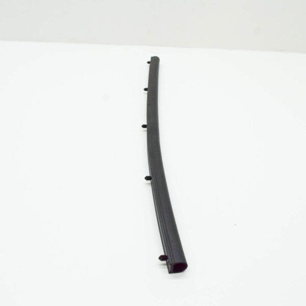 17A823708 - New VOLKSWAGEN JETTA MK7 Front Right Bonnet Hood Seal 17A823708