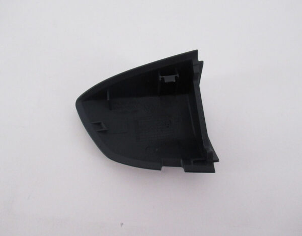 17A837879AGRU - NEW VW JETTA A7 MK7 FRONT LEFT DOOR HANDLE MOLDING CAP 17A837879AGRU ORIGINAL