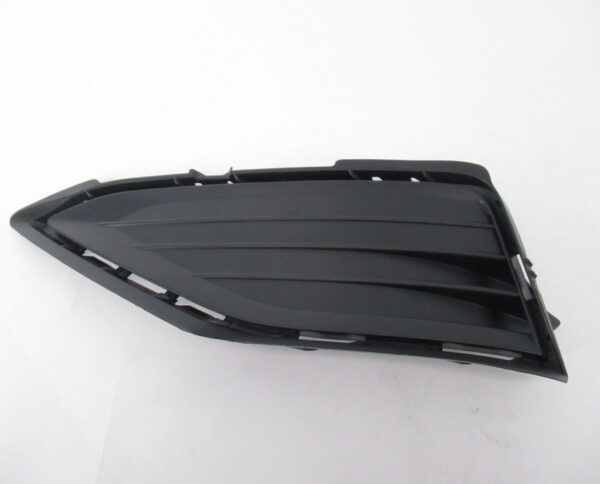 17A8536659B9 - NEW VOLKSWAGEN JETTA A7 MK7 FRONT LEFT BUMPER GRILLE 17A8536659B9