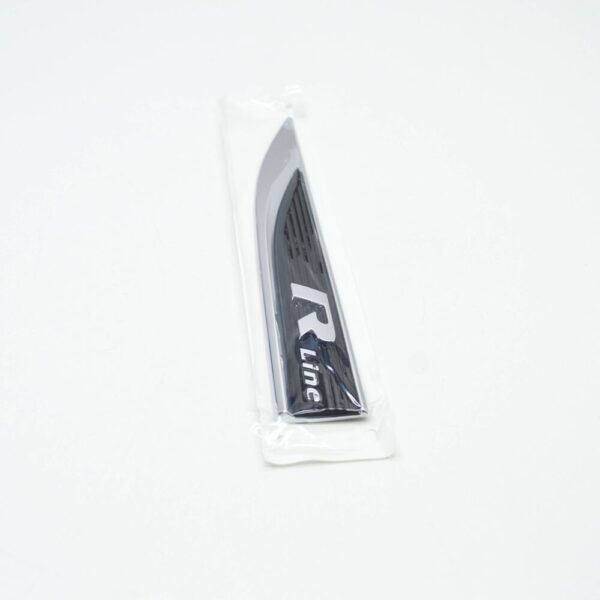 17A853688FDPJ - VW JETTA MK7 A7 Front Wing Left Manufacturer Badge 17A853688FDPJ NEW