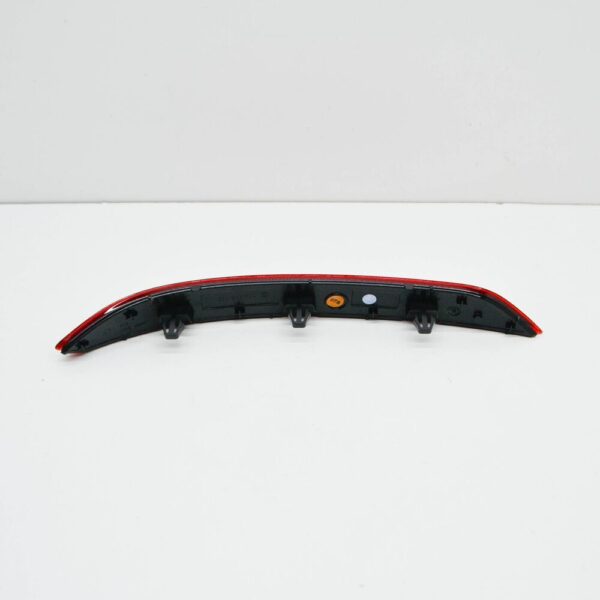 17A945105 - NEW VOLKSWAGEN JETTA A7 MK7 REAR LEFT BUMPER REFLECTOR 17A945105