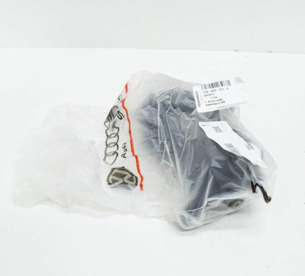 1C0422371E - NEW VW BEETLE CONVERTIBLE 1C1 1C9 1Y7 9C1 9G1 OIL CONTAINER 1C0422371E
