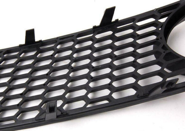 1C0807684B01C - NEW VW BEETLE 9C FRONT BUMPER RIGHT AIR GUIDE GRILLE 1C0807684B01C ORIGINAL
