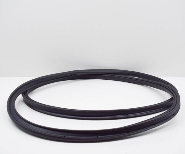1C0827705Q - NEW VOLKSWAGEN BEETLE 9C REAR LID SEAL 1C0827705Q ORIGINAL