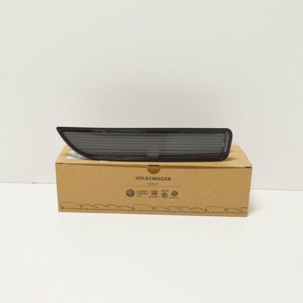 1C0941071G - NEW VW BEETLE REAR BUMPER LEFT SIDE REVERSE LIGHT 1C0941071G