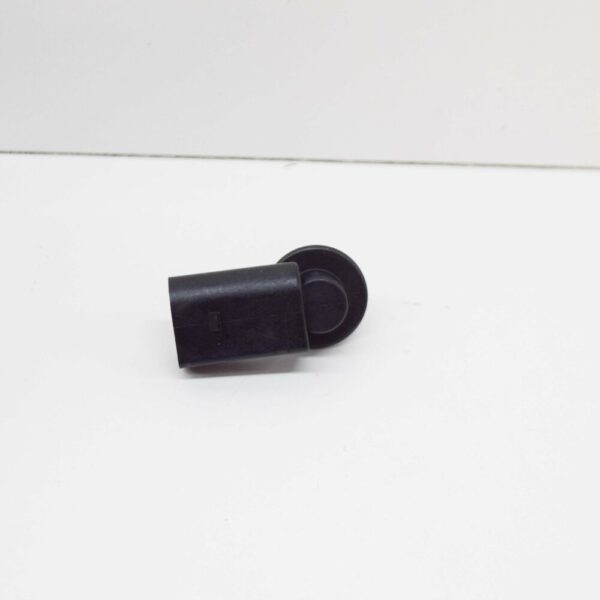 1C0953123C - NEW VOLKSWAGEN BEETLE 1C BULB HOLDER SOCKET LAMP HOUSING 1C0953123C ORIGINAL