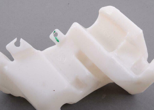 1C0955453M - NEW VOLKSWAGEN BEETLE 9C WASH WATER RESERVOIR TANK 1C0955453M