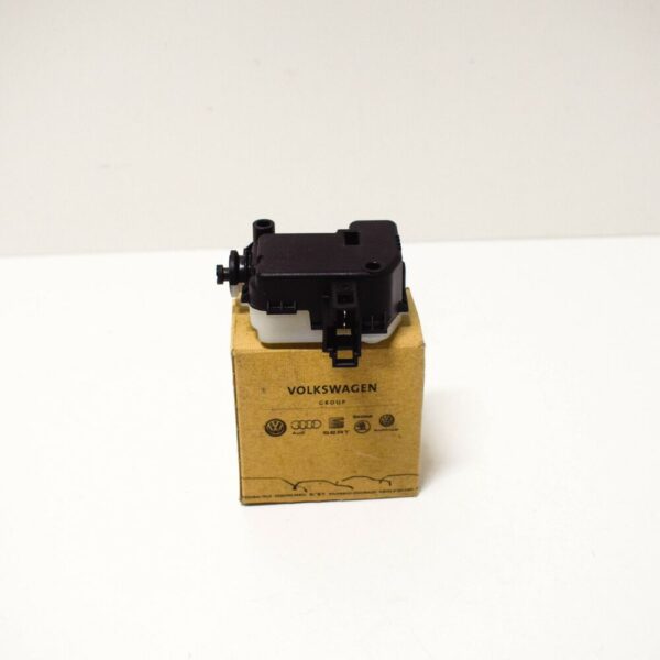 1C0959781 - NEW VW BEETLE 9C REAR LID TRUNK LOCK ACTUATOR 1C0959781