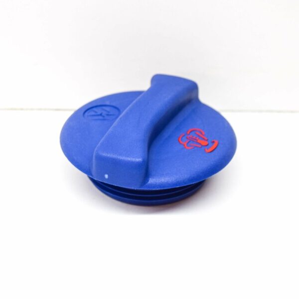 1H0121321C - NEW VOLKSWAGEN TRANSPORTER T4 EXPANSION TANK CAP 1H0121321C ORIGINAL