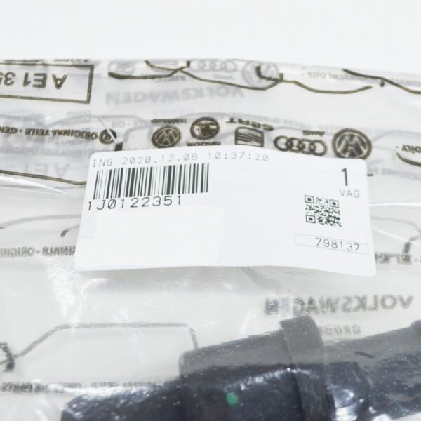 1J0122351 - Volkswagen Phaeton GP0 Non-Return Valve 1J0122351 NEW GENUINE