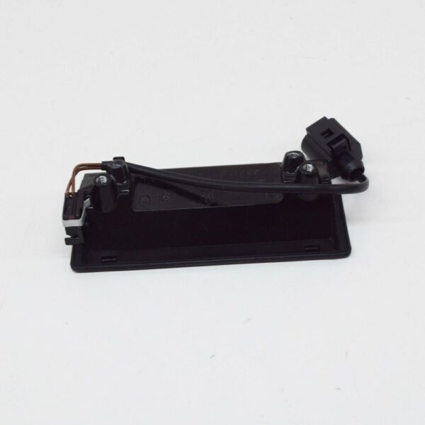 1J0827566L - NEW VOLKSWAGEN BORA 1J REAR TRUNK HATCH HANDLE 1J0827566L