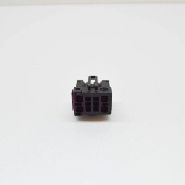 1J0937733B - VW TOUAREG 7P MK2 FLAT CONTACT HOUSING 10 PIN 1J0937733B NEW GENUINE
