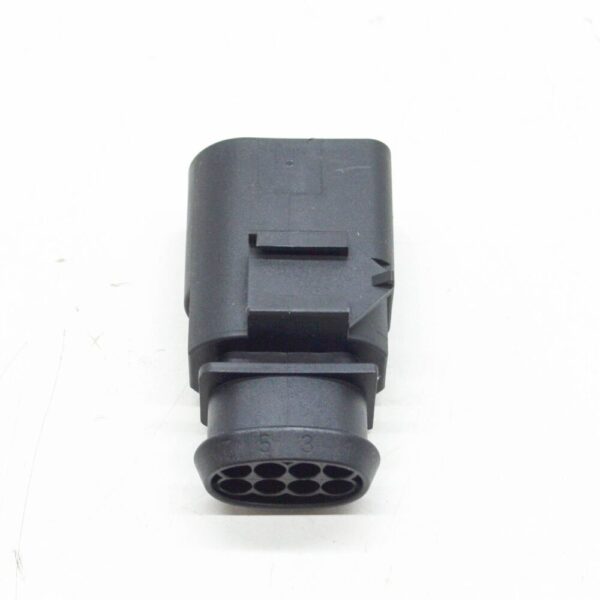 1J0973814 - NEW VOLKSWAGEN AMAROK 2H 8 PIN FLAT CONTACT HOUSING 1J0973814 ORIGINAL