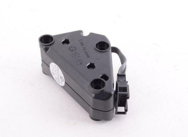 1K0035463D - OEM VOLKSWAGEN JETTA A5 RADIO FREQUENCY JUNCTION 1K0035463D GENUINE